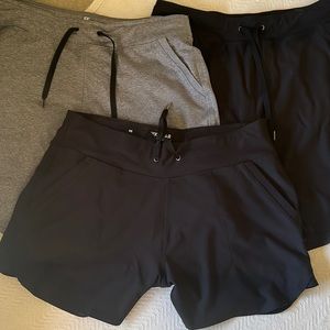 Lot of 3 pairs women’s shorts.
